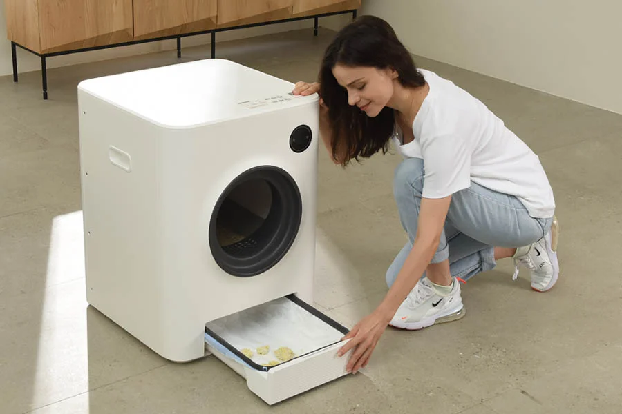 automatic cleaning cat box