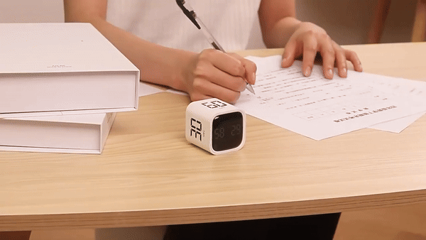 Productivity Cube Timer with Gravity Sensor and LED Display